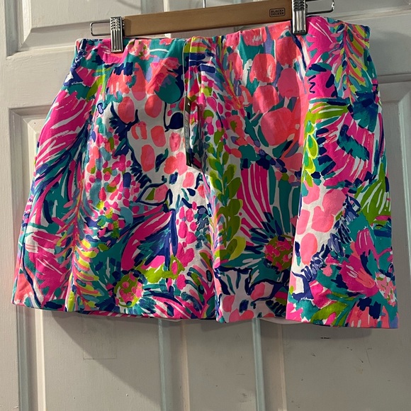 Lilly Pulitzer skort - Picture 1 of 3